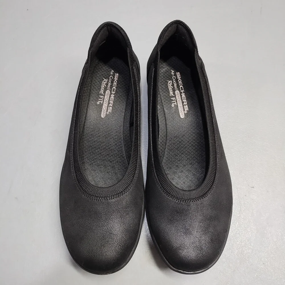 Skechers Newport Wedge Casual Shoes Womens US 8.5 Black Relaxed Fit Air-Cooled